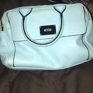 Cute Tiffany blue purse!